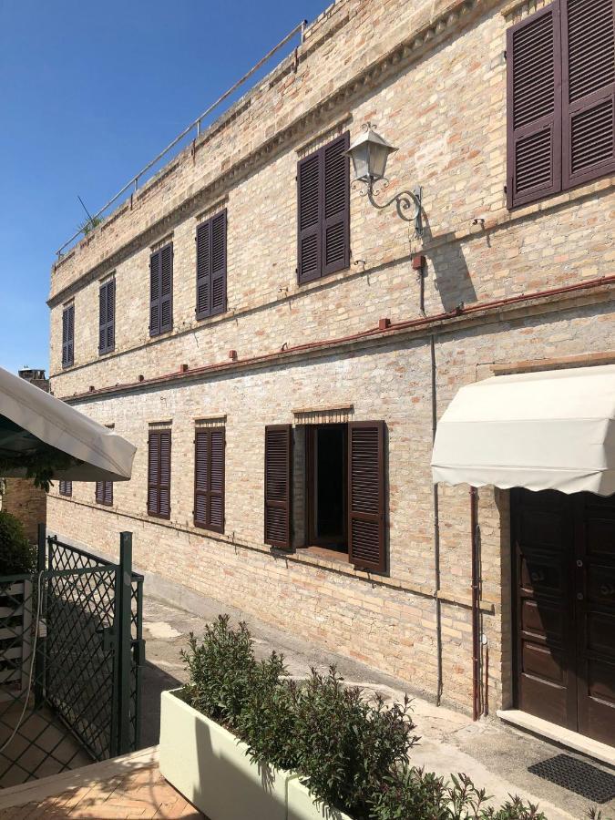 Castello - Solo Pernotto Cupra Marittima Exterior foto