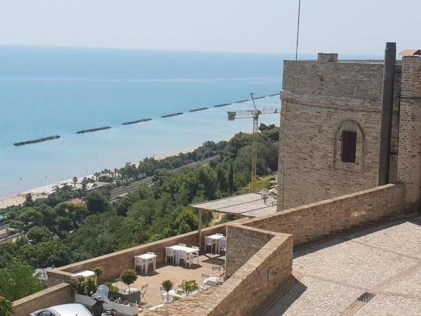 Castello - Solo Pernotto Cupra Marittima Exterior foto